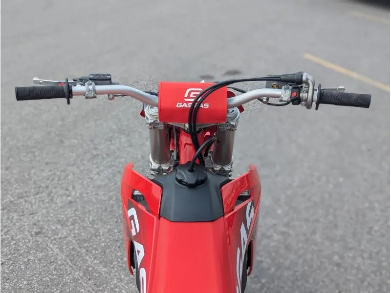 2024 GASGAS MC 450F thumbnail 9