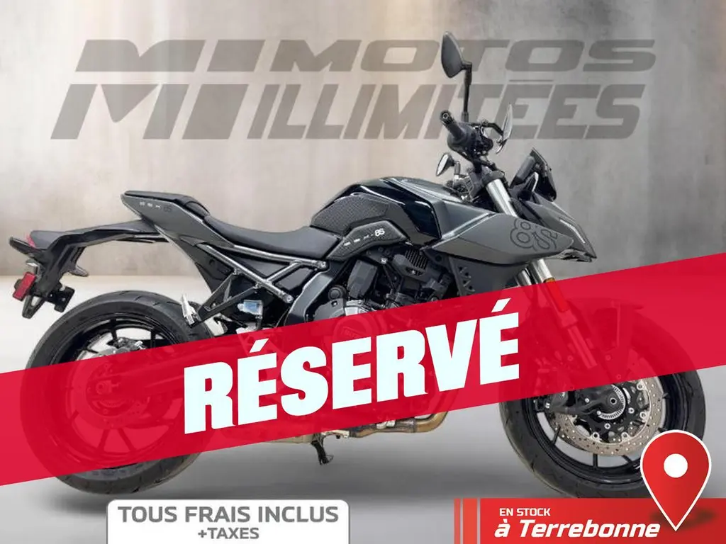 2023 Suzuki GSX-8S