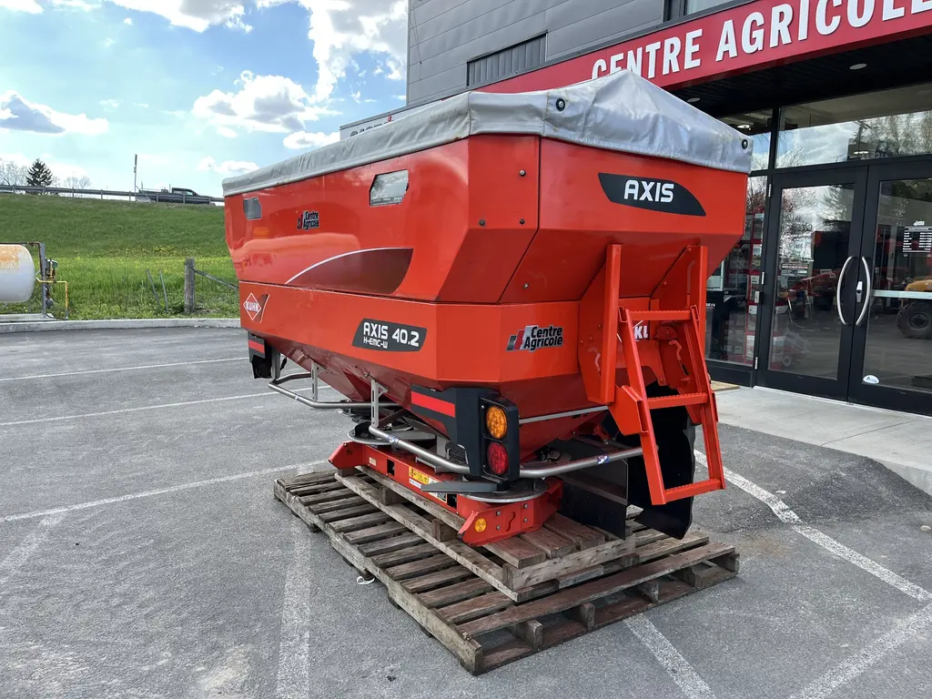 2016 Kuhn AXIS 40.2 H-EMC-W