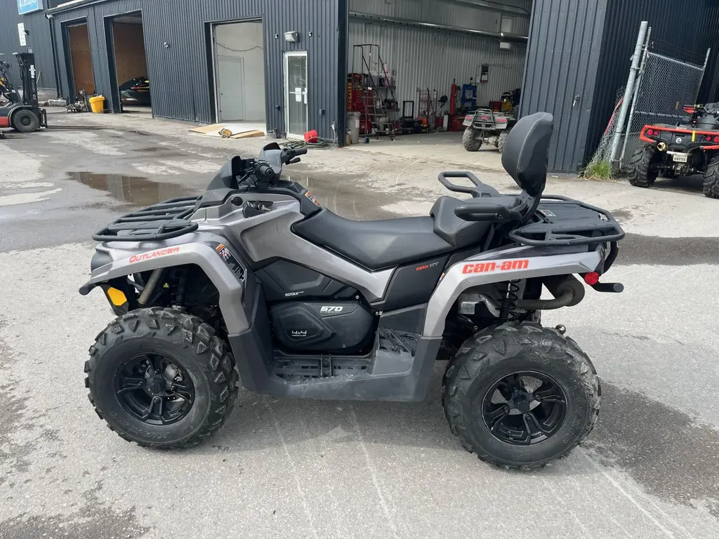 2018 Can-Am OUTLANDER MAX XT 570 2GLA