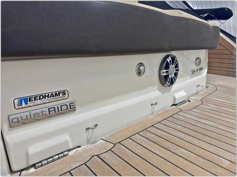 Sea Ray SLX 400 2021