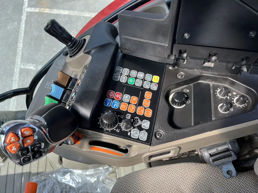 Case IH Maxxum 115 A8 2021