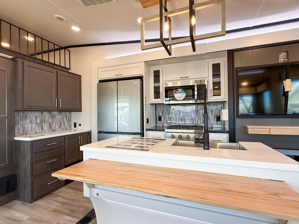 2024 Cedar Creek By Forest River 2024 Cedar Creek Cottage 40cdl alt