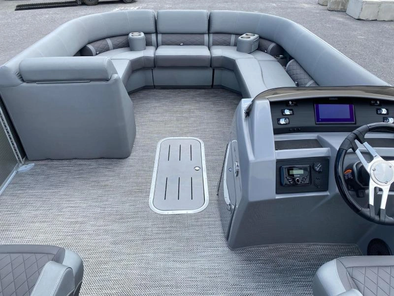 Bennington Marine L23 Swingback 3t Sps+ 2023 alt