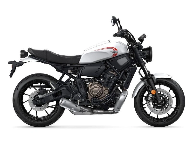 2025 Yamaha Xsr700 alt