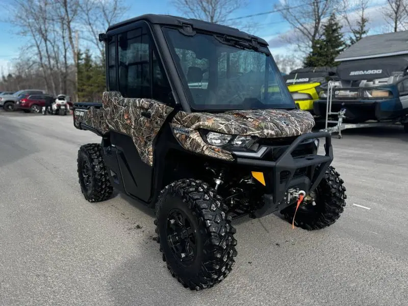 2024 Can-Am DEFENDER LTD CAB