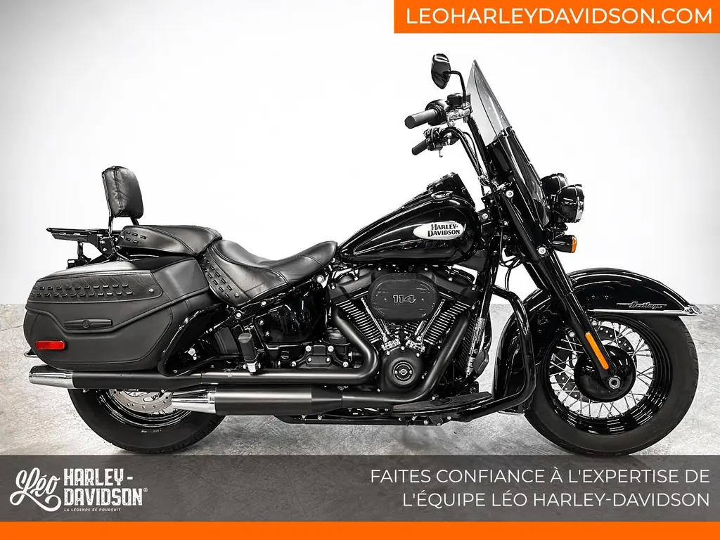 2023 Harley-Davidson FLHCS Heritage Classic