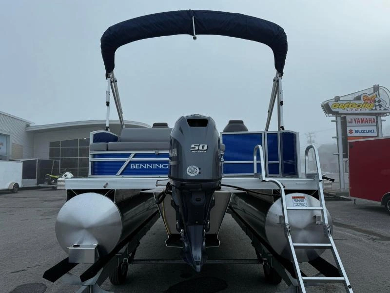 Bennington Marine S20 Swingback 2t 2024 alt