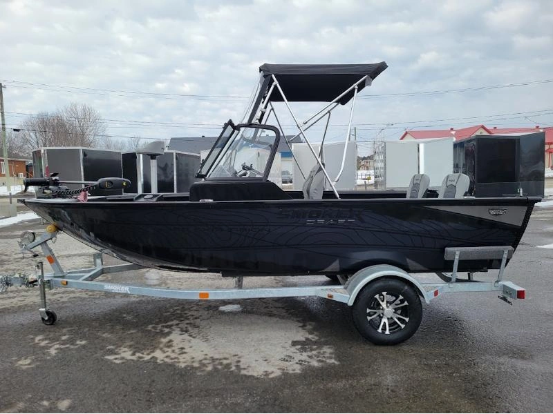 2025 Smoker-craft Excursion 166 Dc alt