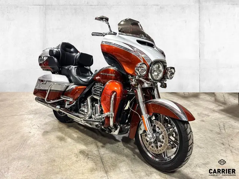 2014 Harley-Davidson Moto Harley-Davidson CVO LIMITED 2014