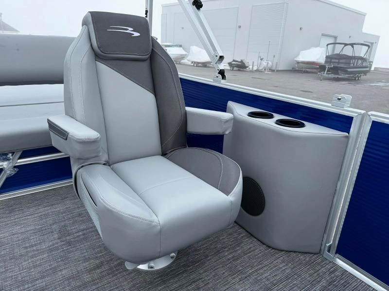 Bennington Marine S20 Swingback 2t 2024 alt