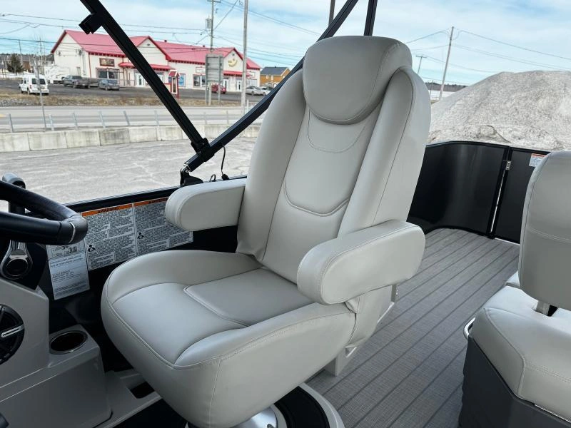 2024 Sylvan Mirage 8524 Resorter 3t / F150 alt