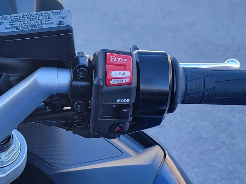 2025 Yamaha Fjr1300 alt