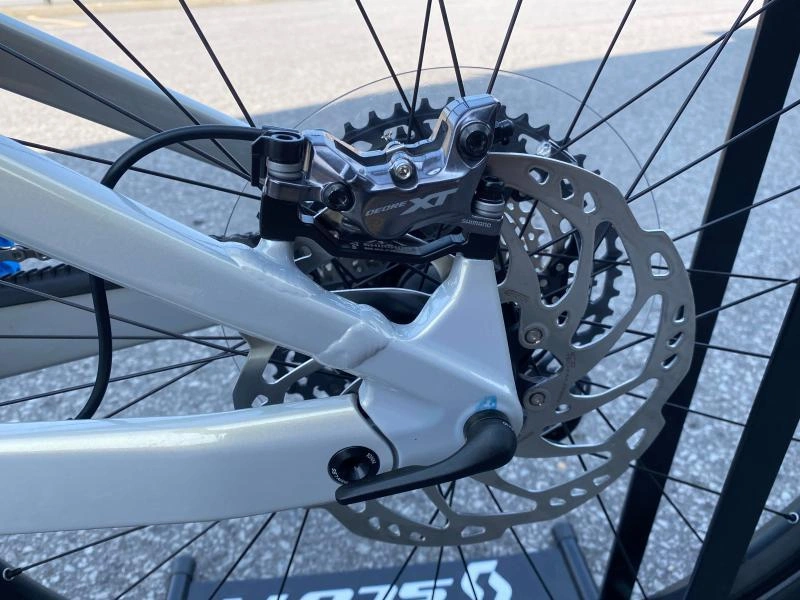 2022 Scott Patron 910 Small alt