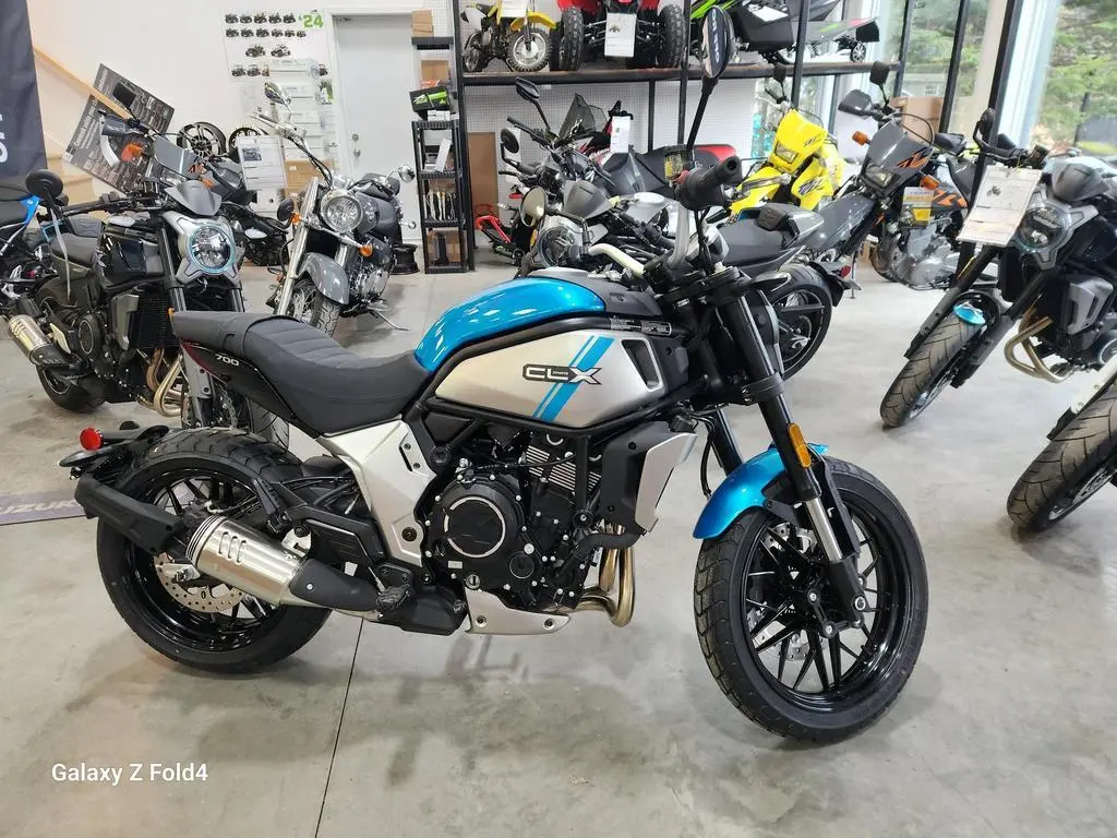 CFMOTO 700 CL-X HERITAGE  2024