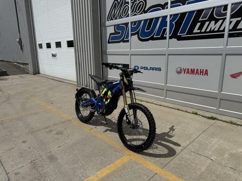 2025 Surron LIGHT BEE X MOTOCROSS ÉLECTRIQUE