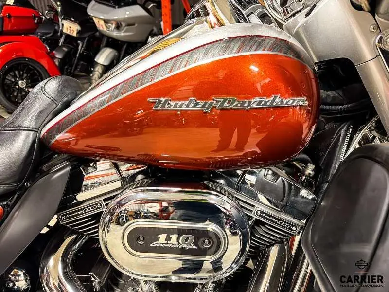 2014 Harley-Davidson Moto Harley-Davidson CVO LIMITED 2014