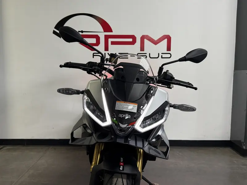 2026 APRILIA TUONO V4 1100