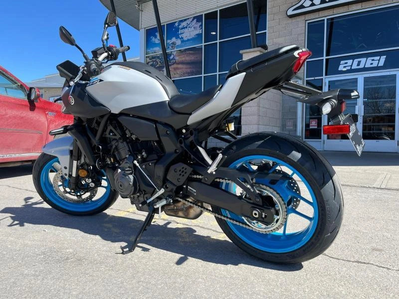 Yamaha Mt-07 2025 alt