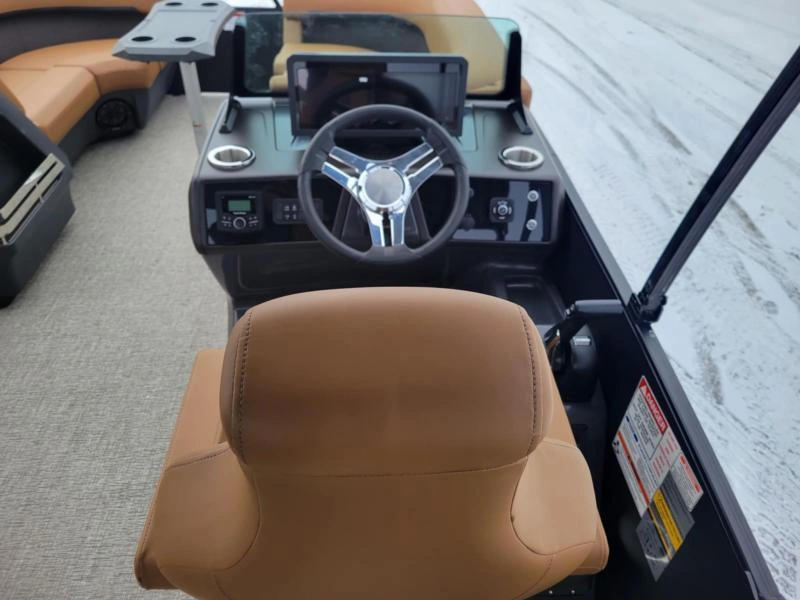 Bennington Marine M22 Swingback 3t Sps 2025 alt