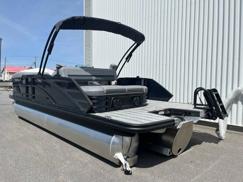 Bennington Marine M22 Swingback Luxe 3t / F200 2025 alt