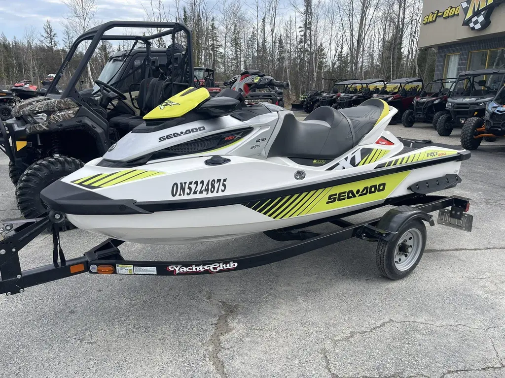 2016 Sea-Doo RXT- X 300