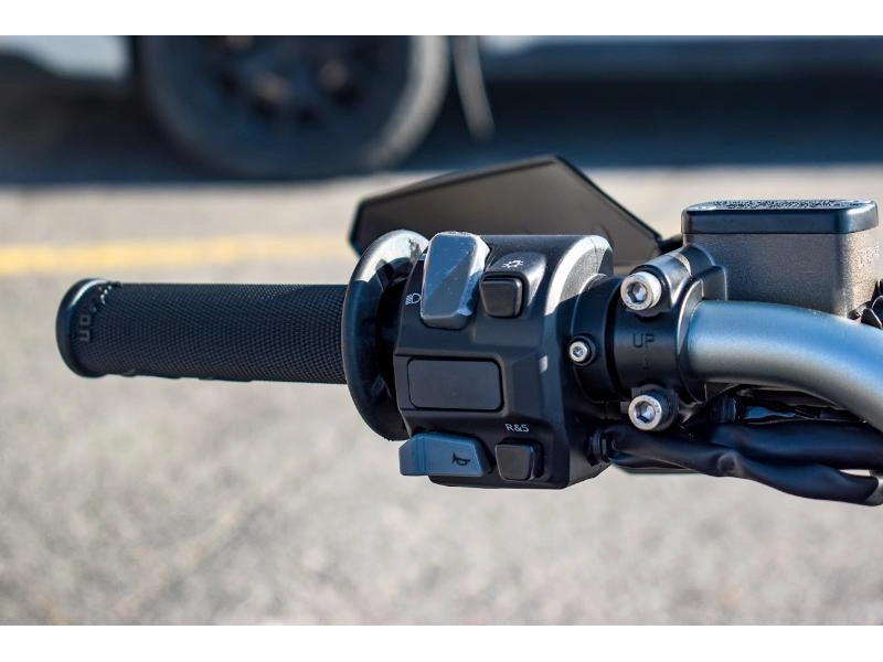 2024 Sur Ron Ultra Bee alt