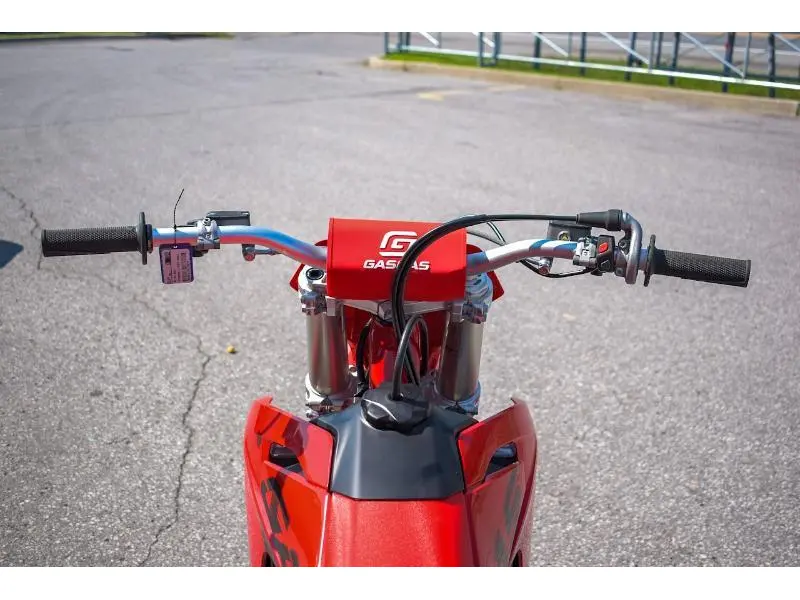 2025 GASGAS MC 250 thumbnail 16