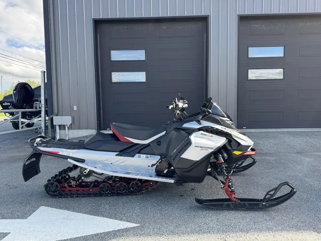 2024 Ski-Doo Renegade XRS 900 Turbo R