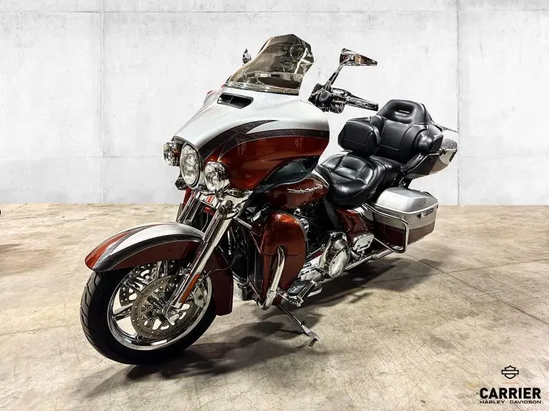 2014 Harley-Davidson Moto Harley-Davidson CVO LIMITED 2014