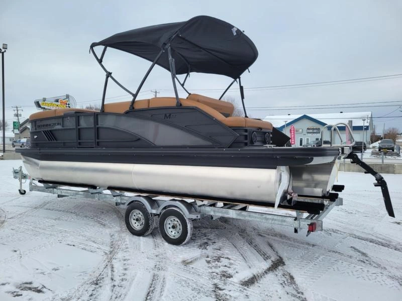 Bennington Marine M22 Swingback 3t Sps 2025 alt