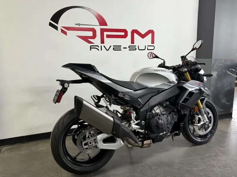 2026 APRILIA TUONO V4 1100