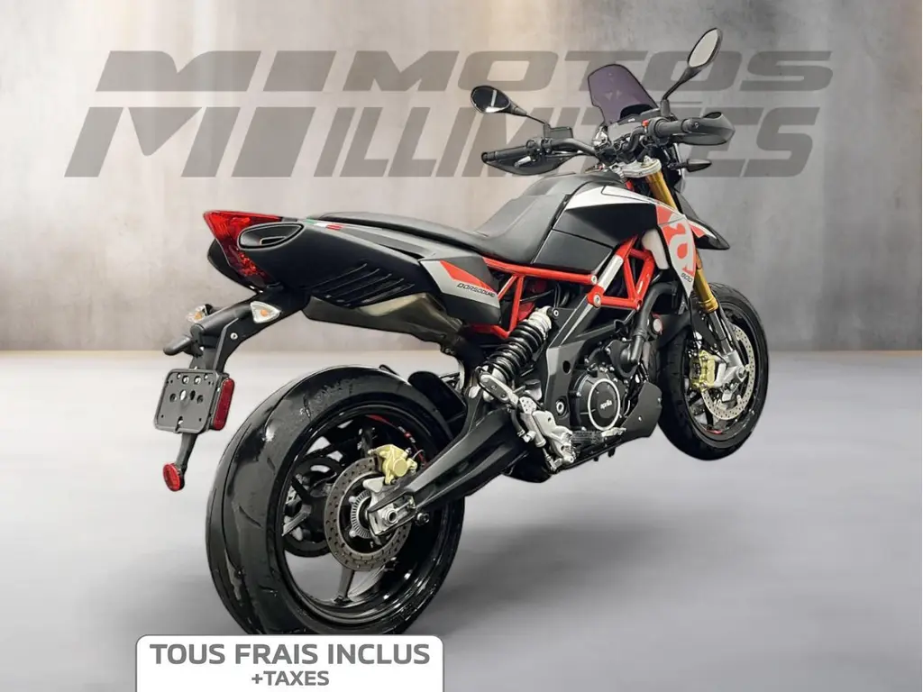 2018 Aprilia DORSODURO 900