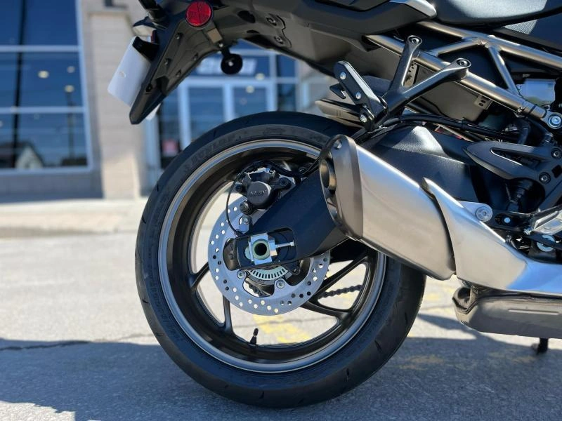 Suzuki Gsx-s1000gt+ 2025 alt