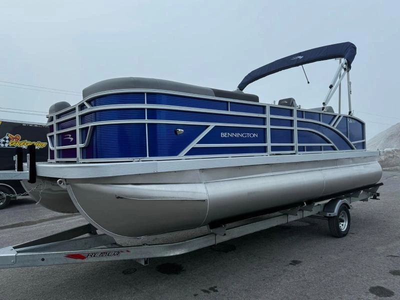 Bennington Marine S20 Swingback 2t 2024 alt