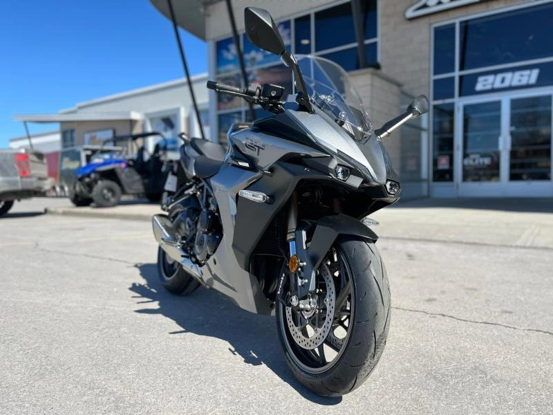 Suzuki Gsx-s1000gt+ 2025 alt