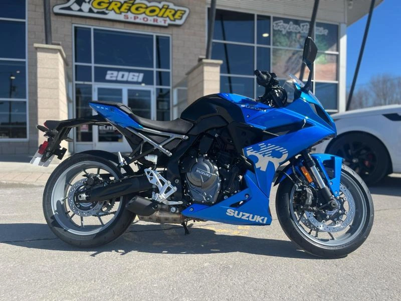 2025 Suzuki Gsx-8r alt