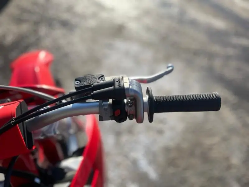 2025 GASGAS EX 250F thumbnail 11