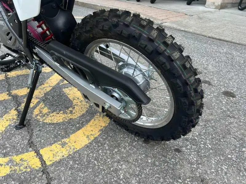 2025 Suzuki DRZ-125L thumbnail 4