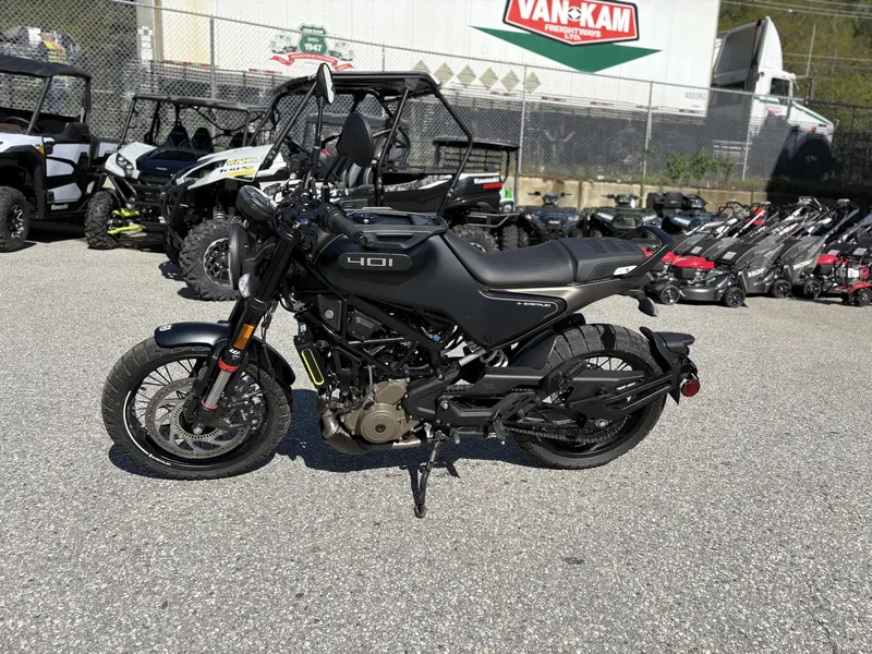 2023 Husqvarna 401 Svartpilen