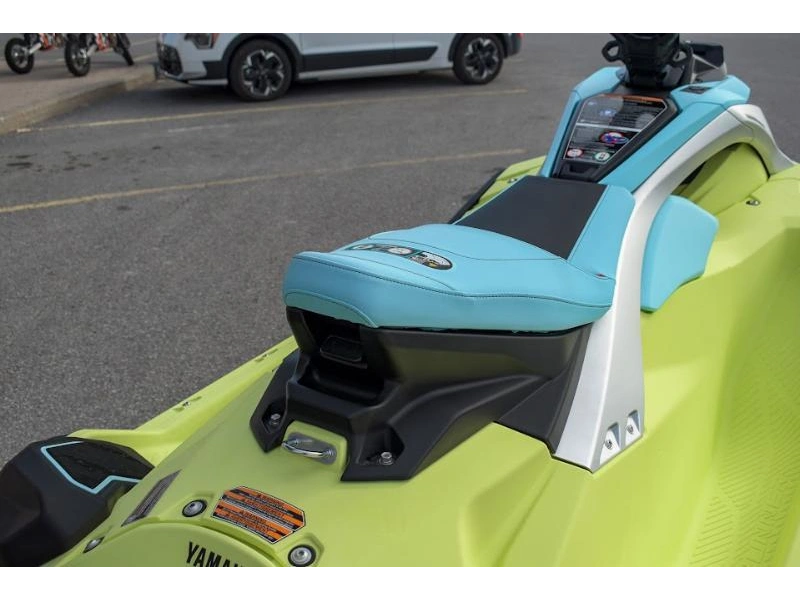 Yamaha Jet Blaster Pro 3 Places 2025 alt