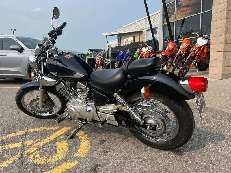 2023 Yamaha V-star 250 alt