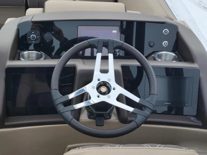 2025 Bennington Marine Lxs24 Fastback Arche 3t Sps+ alt