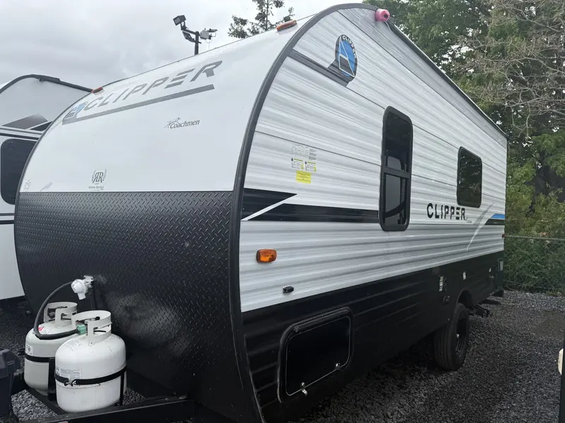 2022 Coachmen Clipper 17CWT