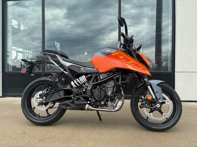 2024 KTM 250 DUKE