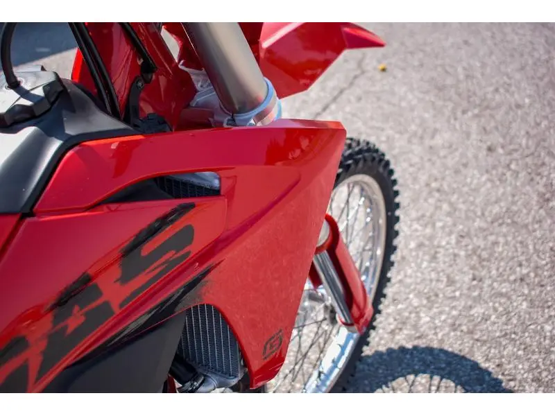 2025 GASGAS MC 250 thumbnail 11