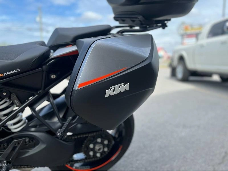 Ktm 1290 Superduke Gt 2016 alt