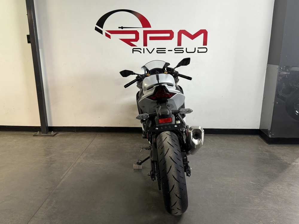 2025 Kawasaki Zx-4rr *6.29% Jusqu'à 84 Mois alt