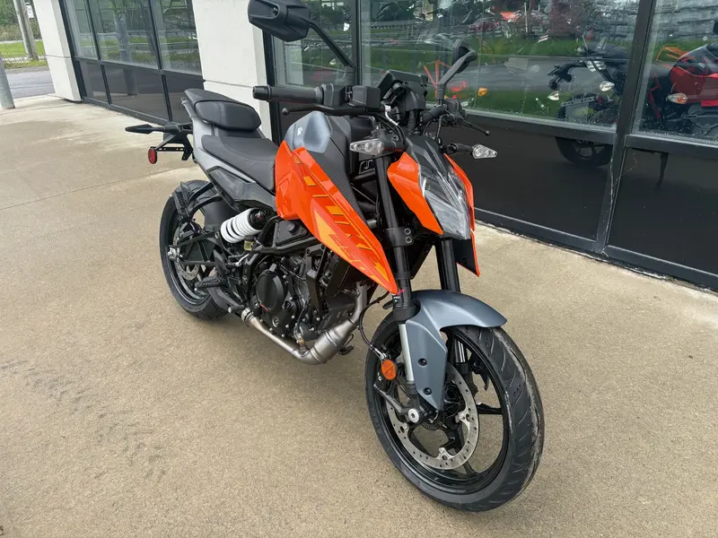 2024 KTM 250 DUKE