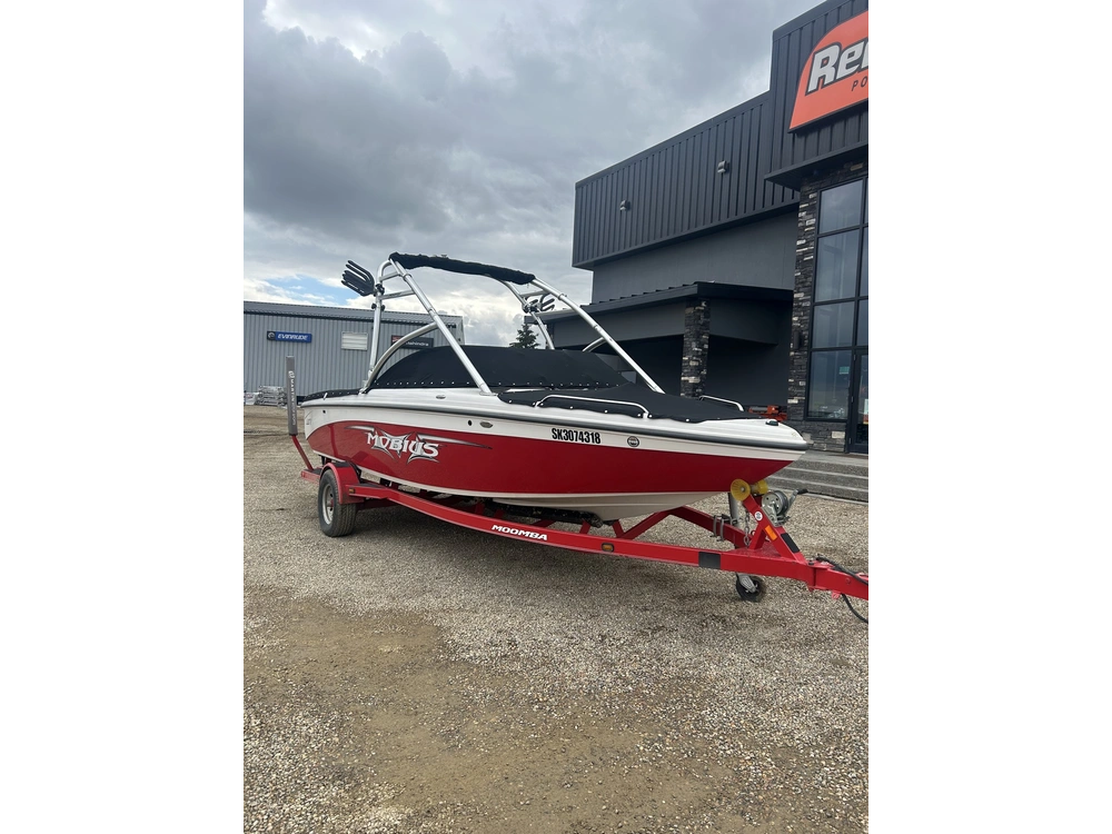 2008 Moomba Mobius Lsv alt